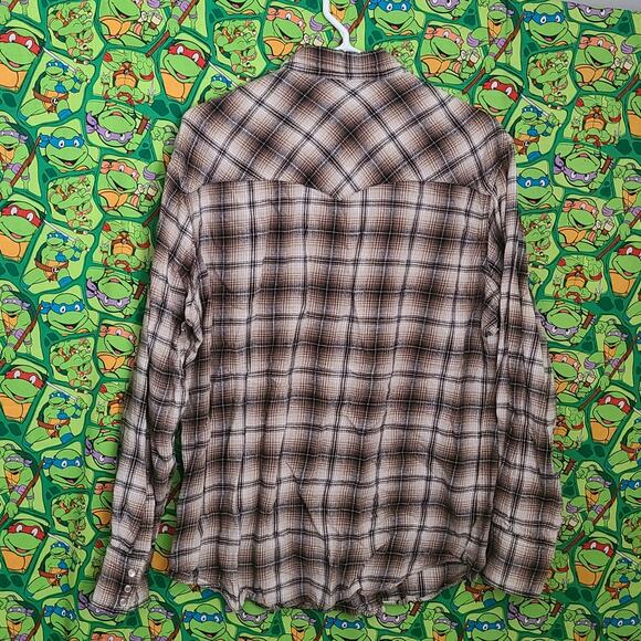 Wrangler Western Style Shirt Size XL Pearl Snap Brown Plaid Button Down - Picture 5 of 5